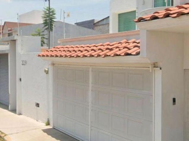¡OPORTUNIDAD EN QUERÉTARO! CASA EN VENTA EN CARRETAS