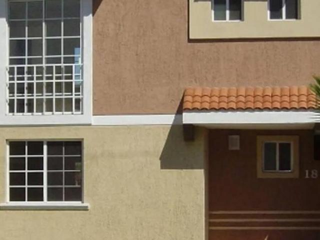 VENTA DE CASA Calle Vía Rápida Alamar Ote. 16102 Colonia Chapultepec Alamar Municipio Tijuana BAJA C