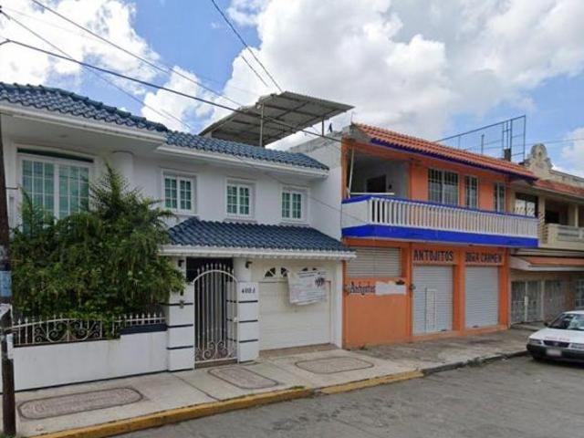 VENTA DE CASA CALLE 8 CAZONES POZARICA DE HIDALGO VERACRUZ