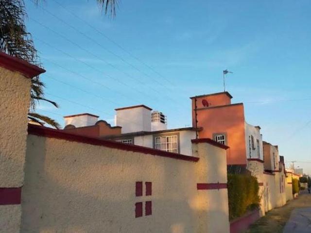 VENTA DE CASA COL JARDINES DE SAN MIGUEL