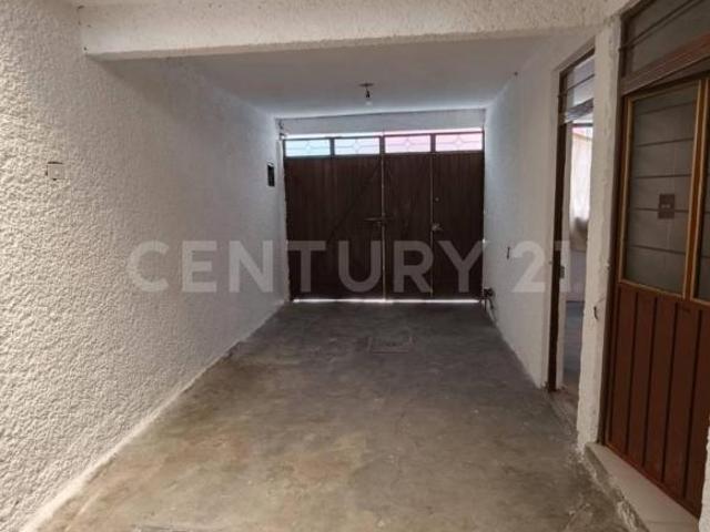 Venta de Casa Col. Mixcoatl, Iztapalapa, CDMX