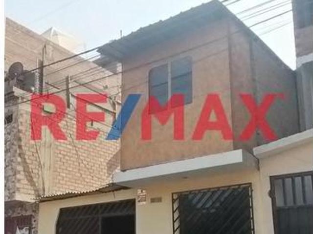 Venta De Casa Como Terreno 120 M² Frente A Parque – Puente Piedra