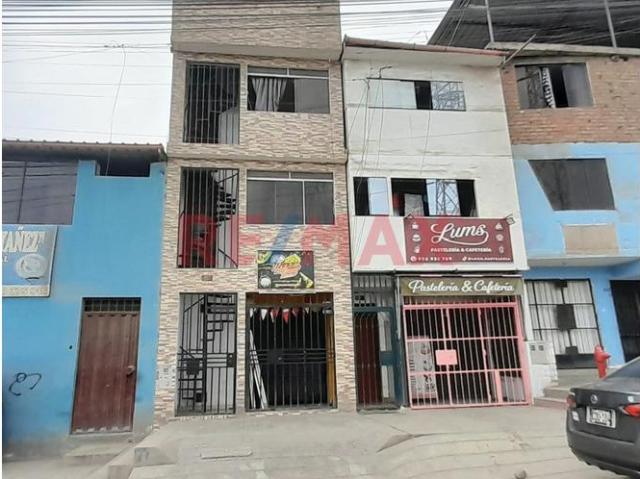 Venta De Casa Comercial En Vmt