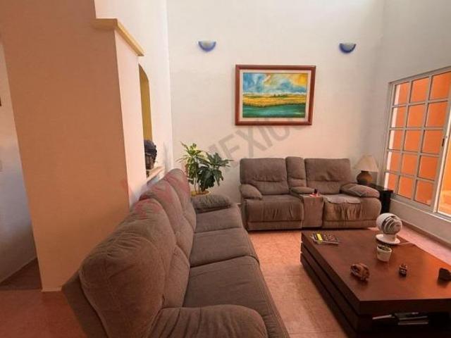 Venta de casa con 4 recámaras SM 17 Cancún