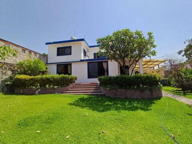 VENTA DE CASA CON MAS DE 600 MTS DE TERRENO EN OAXTEPEC