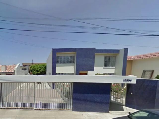 Venta de Casa con 6 recámaras en El Paraíso, Tijuana, Baja California