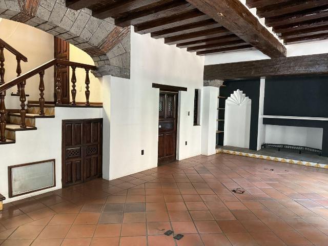 Venta de casa con uso de suelo en Del Carmen, Coyoac?n, Cdmx