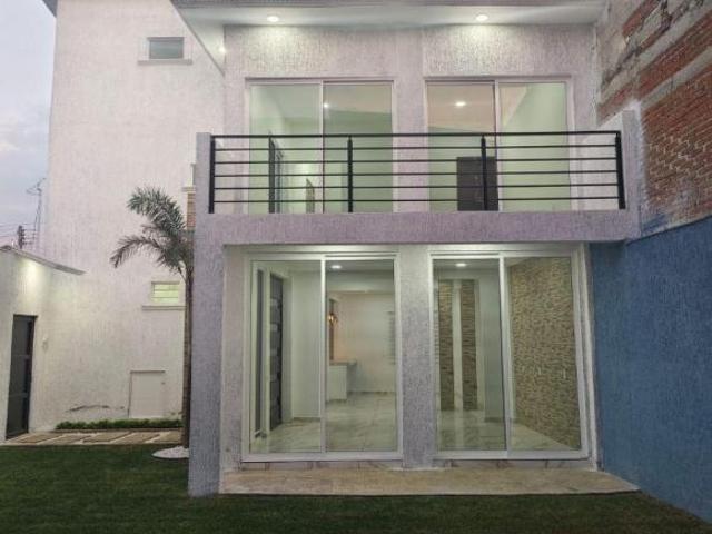 VENTA DE CASA CON ACABADOS DE LUJO,EN CUAUTLA