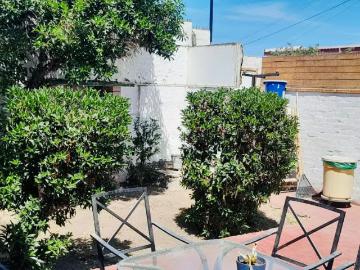Casa en venta en Región de Arica y Parinacota - Estacionamiento