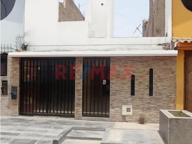 Venta De Casa Con Cochera En Urbanizacion San Diego Smp