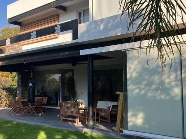 VENTA DE CASA CON CUANTRO RECÁMARAS EN VILLAS REGENCY, COL. JURICA, QRO
