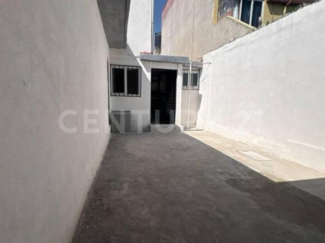 VENTA DE CASA CON LOCAL COMERCIAL EN RIO DE LUZ, ECATEPEC ESTADO DE MEXICO
