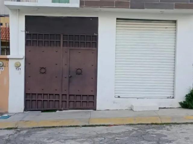VENTA DE CASA CON LOCAL FRACC SAUCILLO BIEN UBICADA