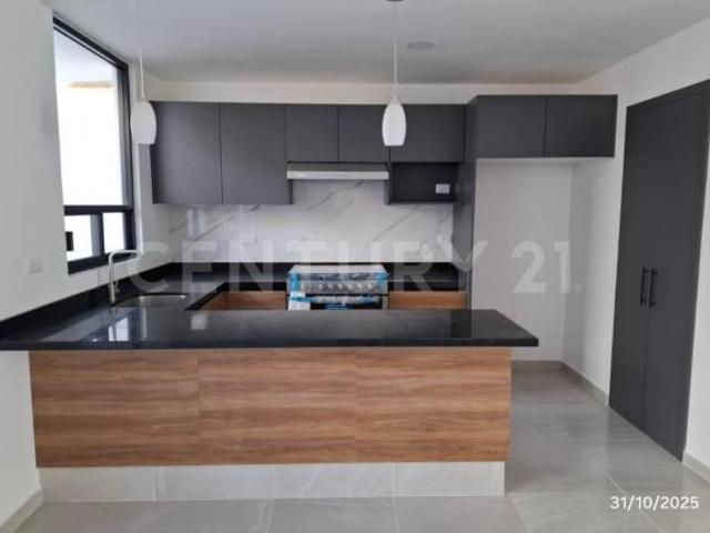 Venta de casa con Roof garden en Residencial Belmonte 1
