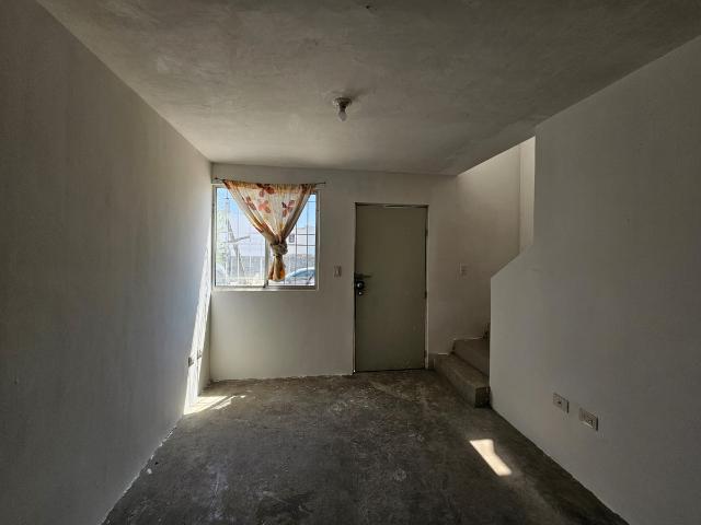 Venta de casa duplex en vistas del carmen el carmen n. L