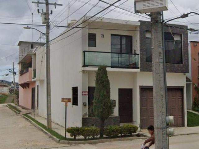 VENTA DE CASA DE CUARZO BOSQUES DEL PEDREGAL CHIAPAS