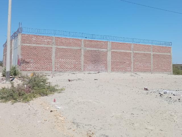 Venta de casa de campo con dos dptos construidos