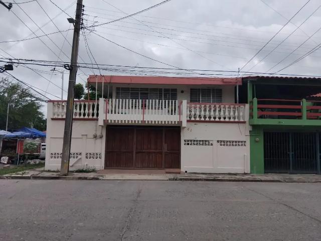 VENTA DE CASA DE DOS PLANTAS EN LA COLONIA LAS PALMAS
