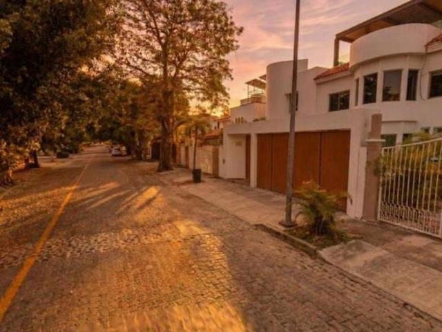 VENTA DE CASA DE EN MARINA VALLARTA, PUERTO VALLARTA, JALISCO