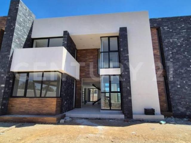 VENTA DE CASA DE LUJO EN QUINTAS ECUESTRES, CIUDAD ECOLÓGICA, HARAS!