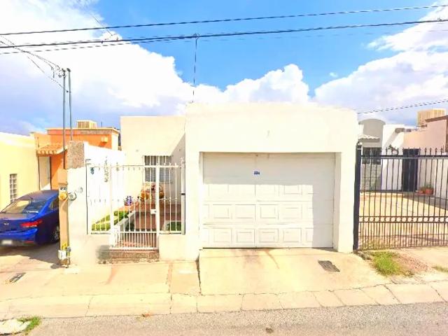 VENTA DE CASA DE LA COLONIA JARDINES UNIVERSIDAD II ETAPA JUVENTUD NTE EN CHIHUAHUA