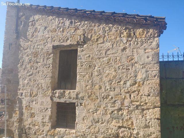 Venta de casa de piedra en El Molar