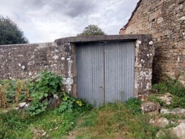 ¡Venta de Casa de Piedra para Restaurar en Chapa, Silleda!