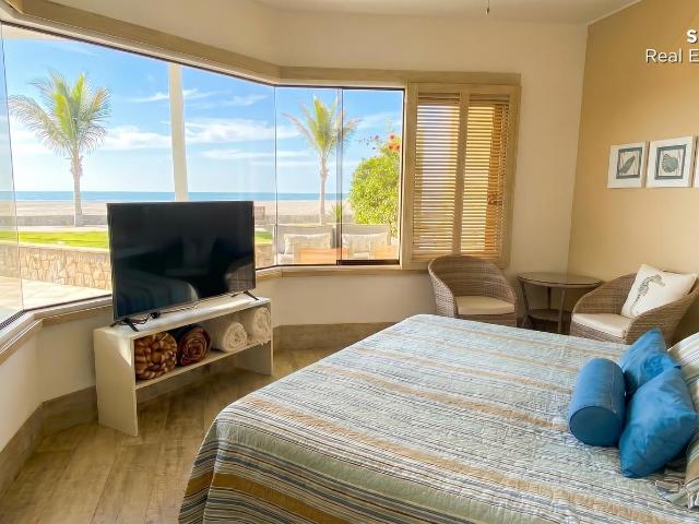 VENTA DE CASA DE PLAYA EN BOCA DE LEON KM 80, AL COSTADO DE SAN ANTONIO