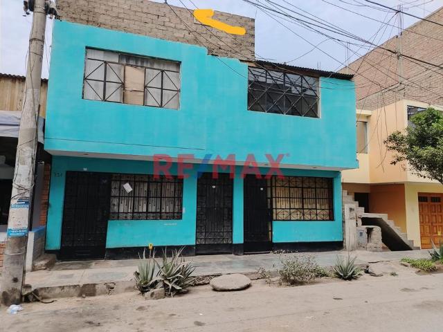Venta De Casa De 2 Pisos En Urb. San Carlos En Comas