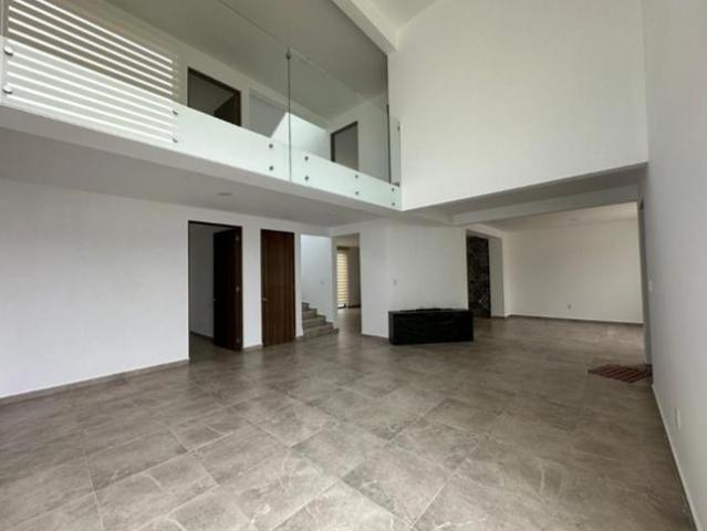 VENTA DE CASA DENTRO DE PRIVADA EN CACALOMACAN TOLUCA