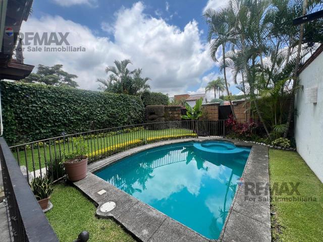 Venta de casa dentro del Fracc. San Jer?nimo Ahuatepec, Cuernavaca, Morelos?Clave 5823