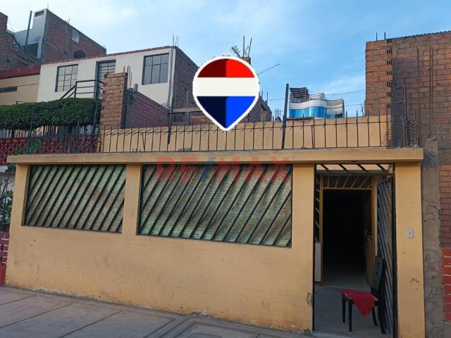 Venta De Casa Dos Frentes, A Unos Pasos Del Mercado Covida Muy Cerca A La Municipalidad De Los Olivos
