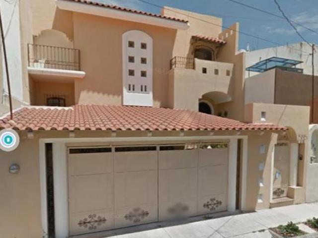 VENTA DE CASA EN MANUEL PAYNO JARDINES VISTA HERMOSA III COLIMA