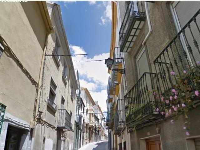 Venta de Casa en Martos, Jaén. Activo inmobiliario Sin Posesión. No se puede Visitar Ni Financiar