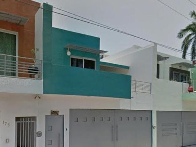 VENTA DE CASA EN MICHOACAN APATZINGÁN COL HACIENDA DEL PALMIRA BUGAMBILIAS