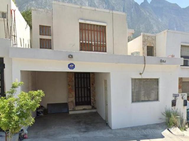 VENTA DE CASA EN MISION DE SANTA CATARINA, NUEVO LEON