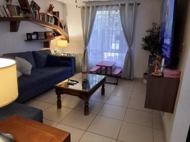 VENTA DE CASA EN MITRAS PONIENTE