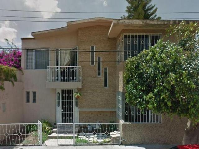 VENTA DE CASA EN MODERNA IRAPUATO GUANAJUATO