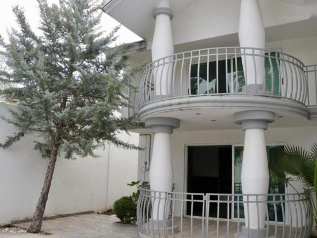 VENTA DE CASA EN MONTEMORELOS