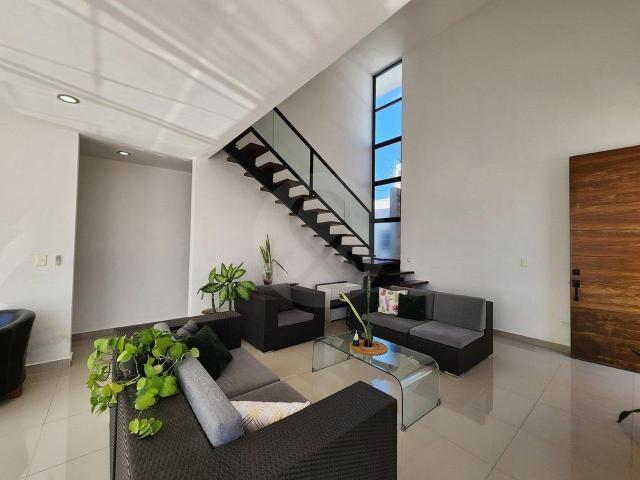 Venta de Casa en Montes de ame 4 Habitaciones en Esquina
