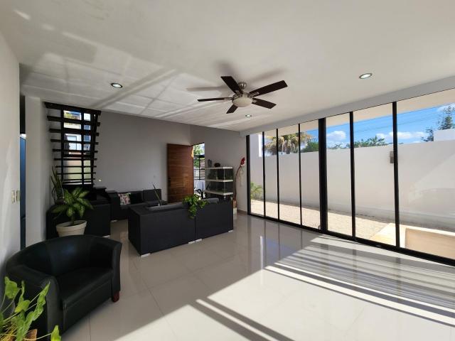 Venta de Casa en Montes de ame 4 Habitaciones en Esquina
