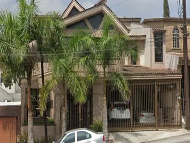 Venta de Casa en Monterrey, Nuevo León Espaciosa y bien Ubicada
