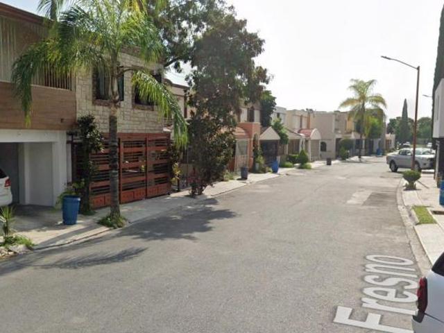 VENTA DE CASA EN NUEVO LEON GENERAL ESCOBEDO PRIVADAS DE ANAHUAC
