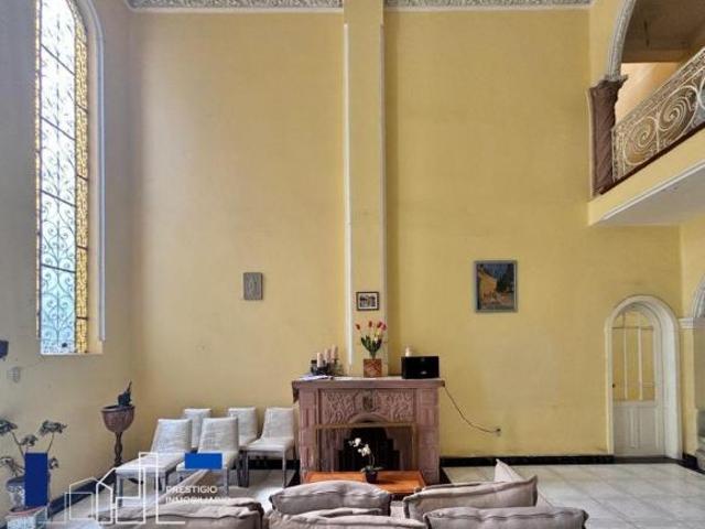 VENTA DE CASA EN NARVARTE PARA REMODELAR