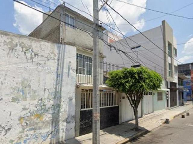 VENTA DE CASA EN NEZAHUALCOYOTL COL JARDINES DE GUADALUPE