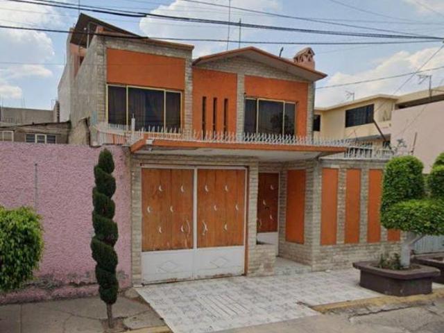 VENTA DE CASA EN NEZAHUALCOYOTL