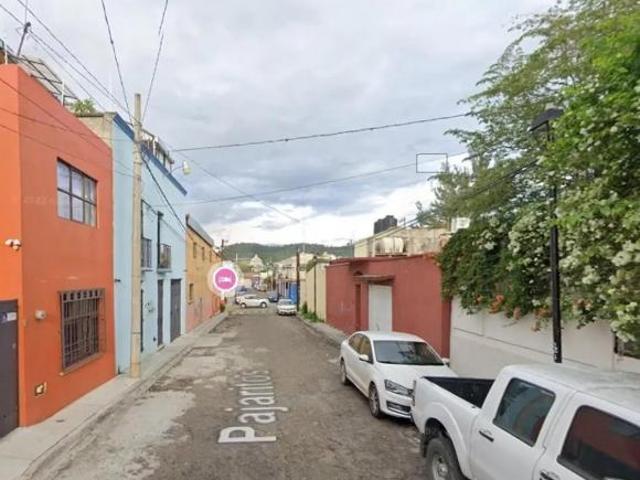 Venta de Casa en Oaxaca de Juárez, Jalatlaco: Cerca de servicios clave