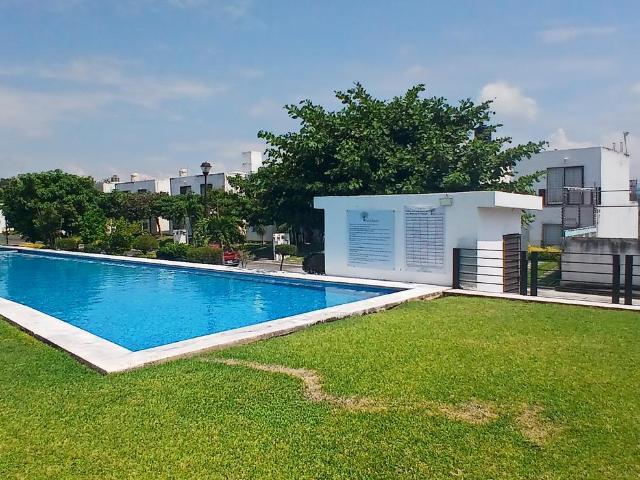 Venta de casa en Atlacholoaya, Xochitepec, Morelos?Clave 5863