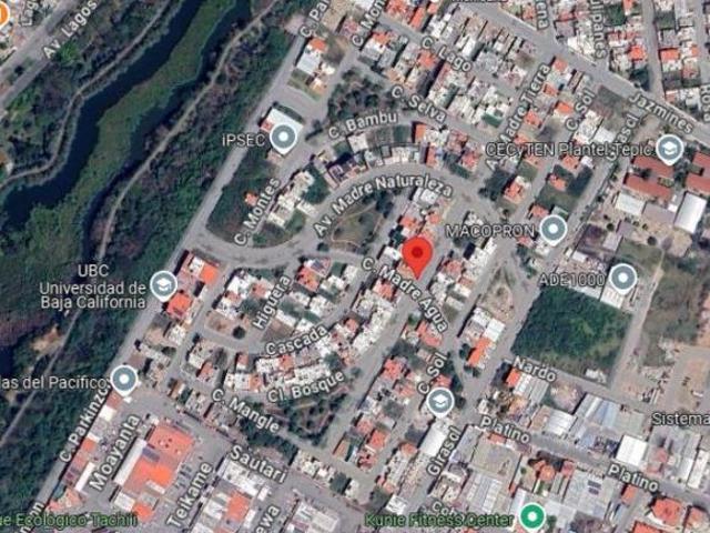 VENTA DE CASA EN AV MADRE TIERRA, NAYARABASTOS, 63173 TEPIC, NAYARIT