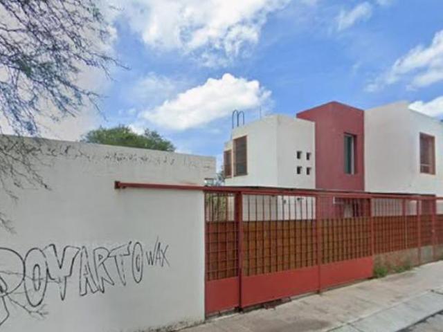 VENTA DE CASA EN AGUASCALIENTES FRACCIONAMIENTO LOMAS DE SANTA ANITA